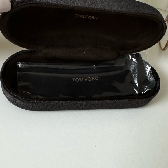 NEW TOM FORD reading glasses - Picture 5 of 10